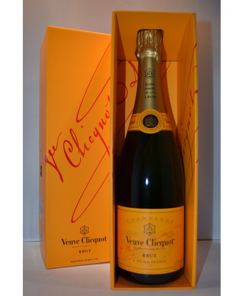 Buy VEUVE CLICQUOT CHAMPAGNE BRUT YELLOW LABEL W/BOX 750ML | Champagner & Sekt