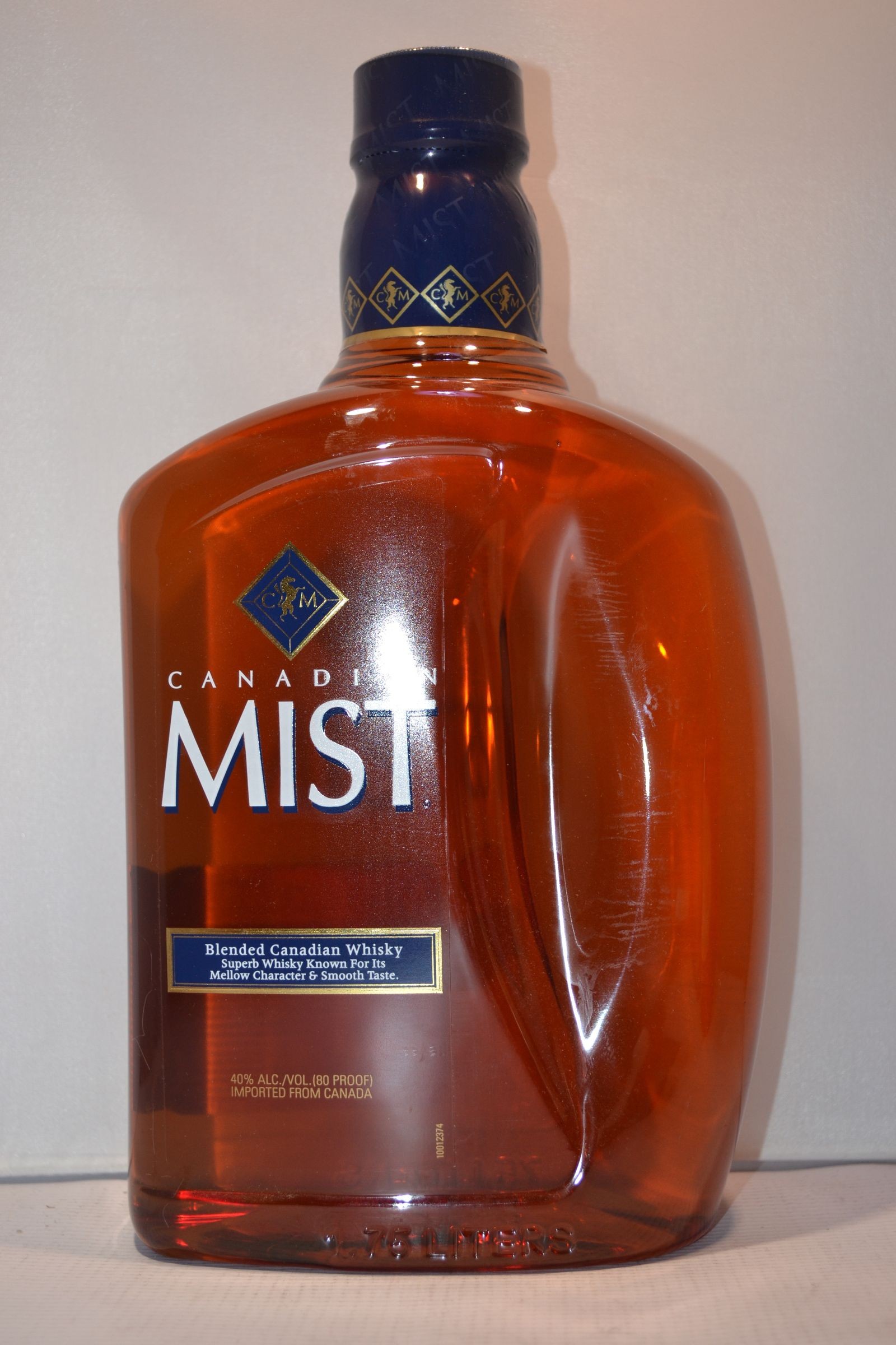 buy-canadian-mist-whisky-1-75li
